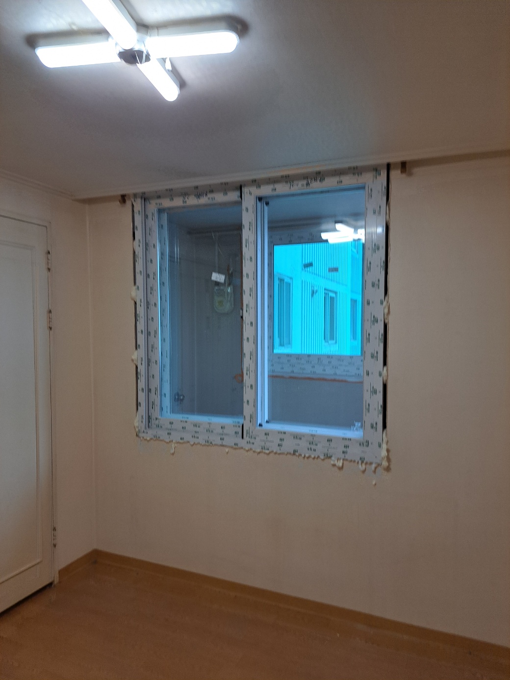 /user/k/kanghowindows/editor/2410/abf12c9ab52ef3fd75800f2940ab7835_1729436374_4533.jpg 이미지크게보기