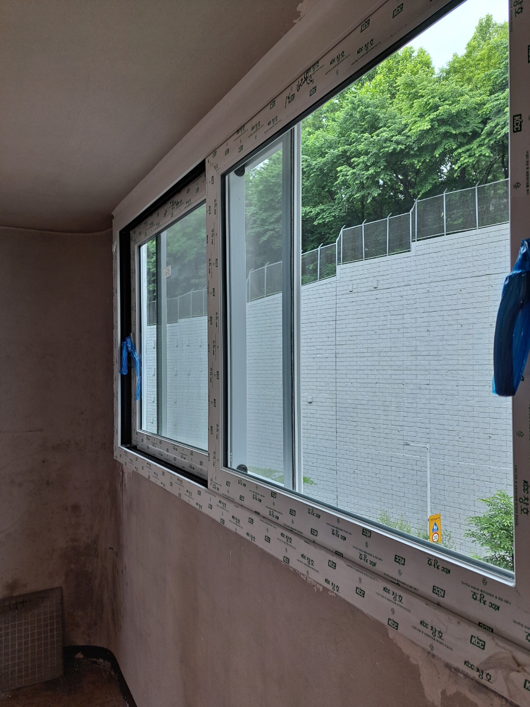 /user/k/kanghowindows/editor/2410/abf12c9ab52ef3fd75800f2940ab7835_1729436374_9156.jpg 이미지크게보기