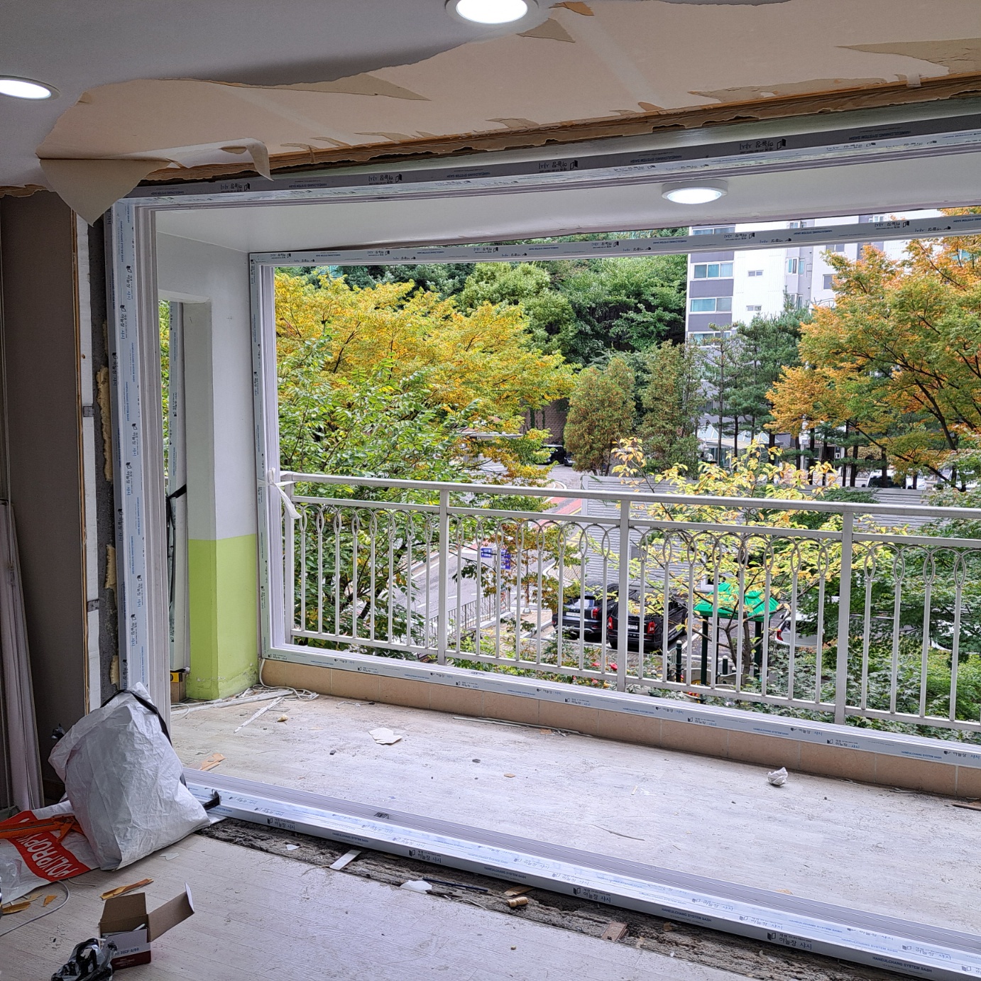 /user/k/kanghowindows/editor/2410/d51fefa1477c0c41a5b171e9ef682787_1729692573_033.jpg 이미지크게보기