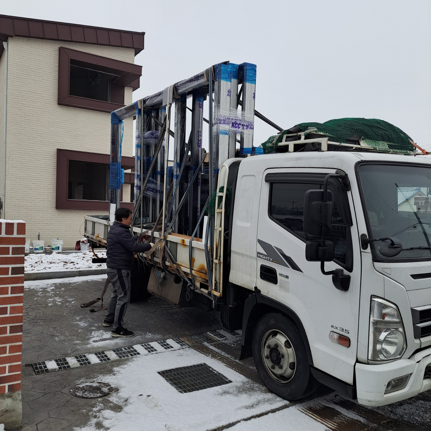 /user/k/kanghowindows/editor/2412/47145c129da14e9323412160c0a5bb9a_1734432918_0733.jpg 이미지크게보기