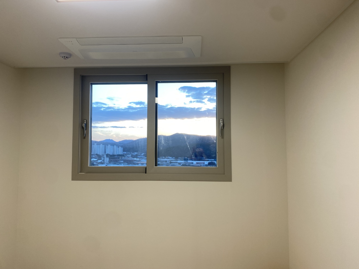 /user/k/kanghowindows/editor/2502/434d6316d2e8cca53ec4c5bf21889863_1738495505_7309.jpg 이미지크게보기