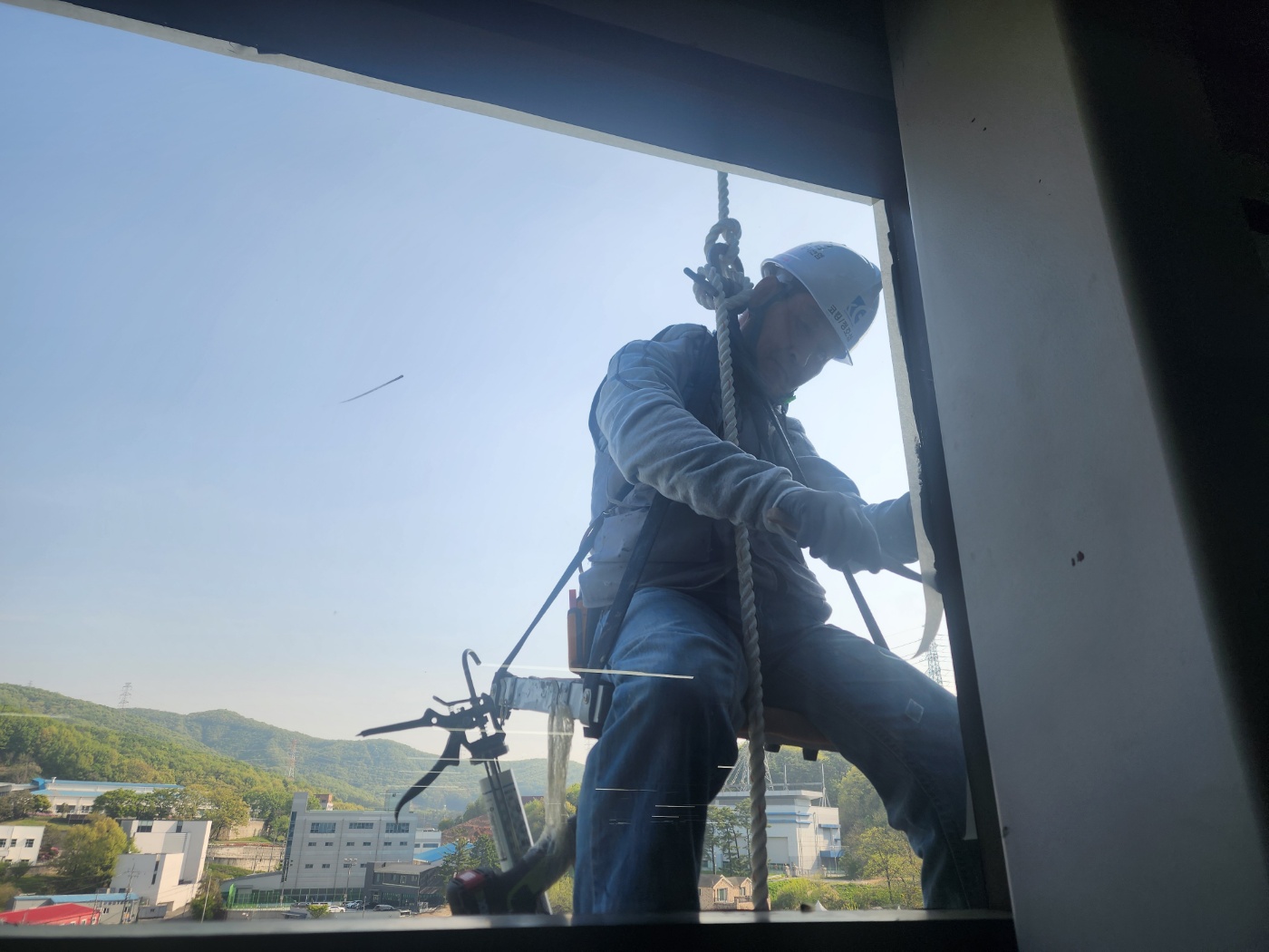 /user/k/kanghowindows/editor/2505/6d71a250c793b4747957ba4c61c05e08_1746105241_249.jpg 이미지크게보기